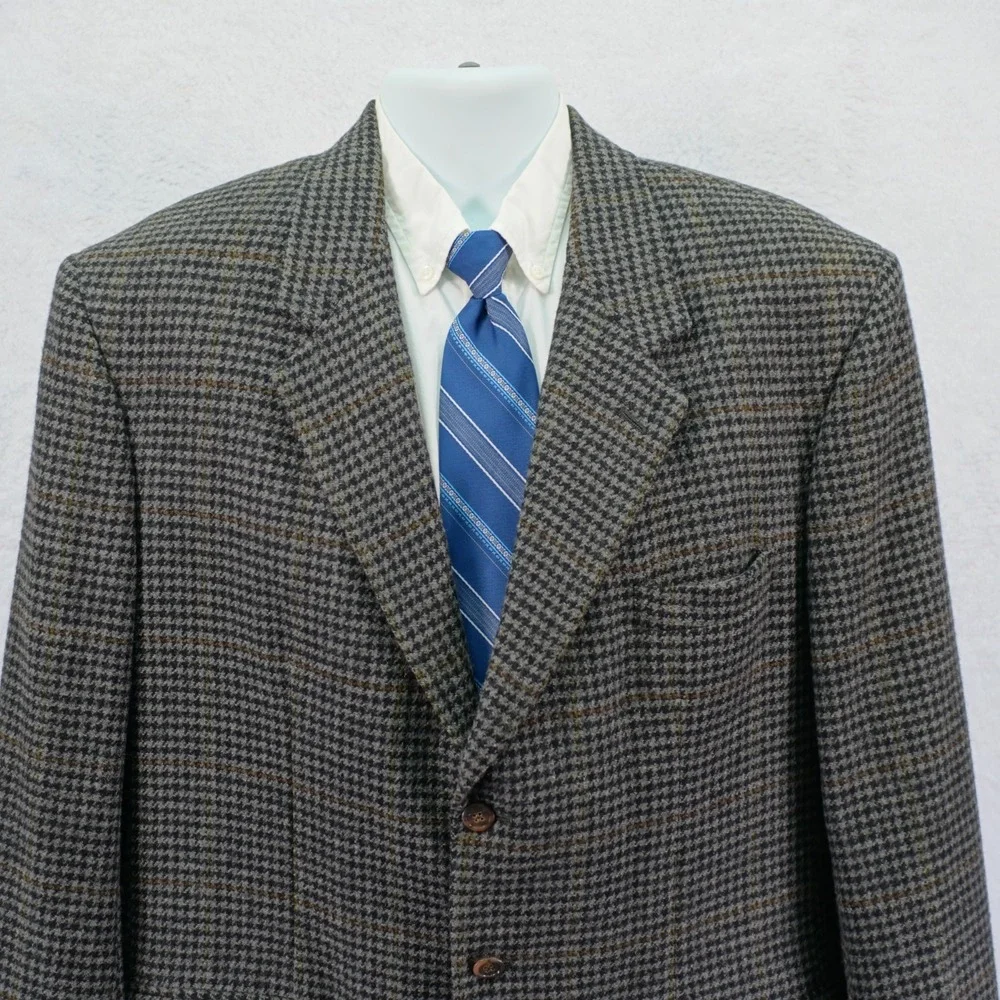 Bill Blass Signature -44R- Tweed Wool Black Gray Houndstooth W/ Brown Green Wind